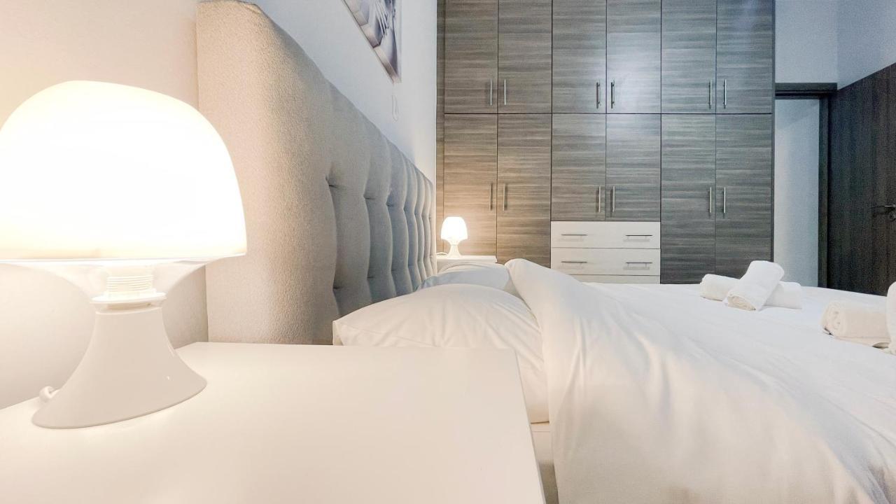 Kodrigktonos Central 77Sqm Apt In Viktoria Atena Exterior foto